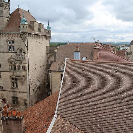 * La Tour : Vue Imprenable Sur La Ville * Luxeuil-les-Bains Buitenkant foto